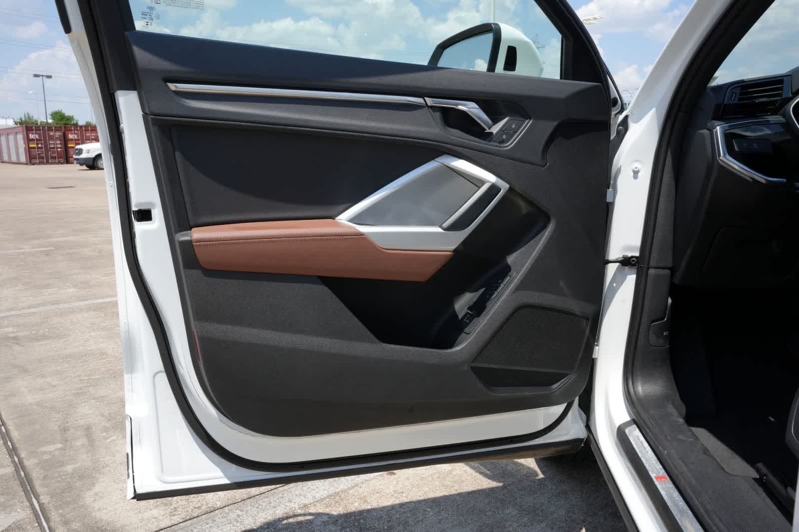 2024 Audi Q3 S line Premium