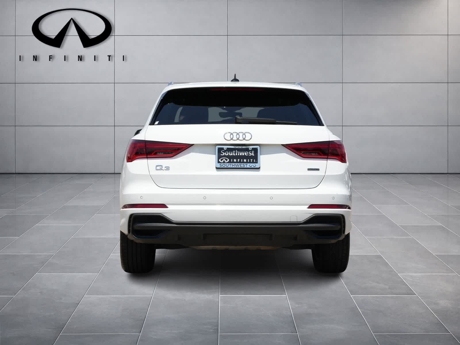 2024 Audi Q3 S line Premium