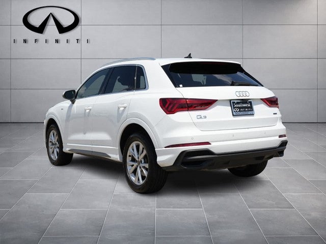 2024 Audi Q3 S line Premium