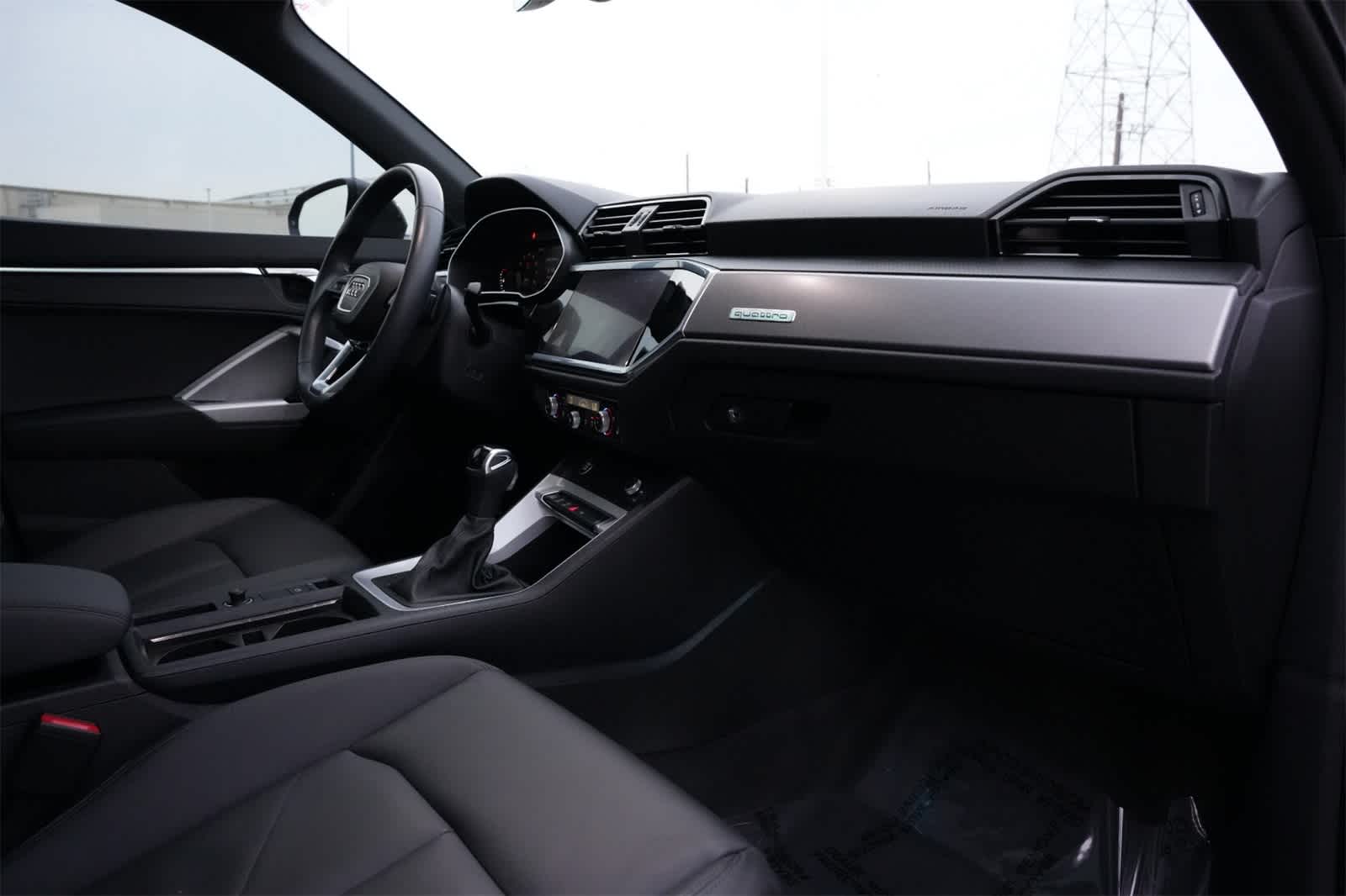 2022 Audi Q3 S line Premium Plus