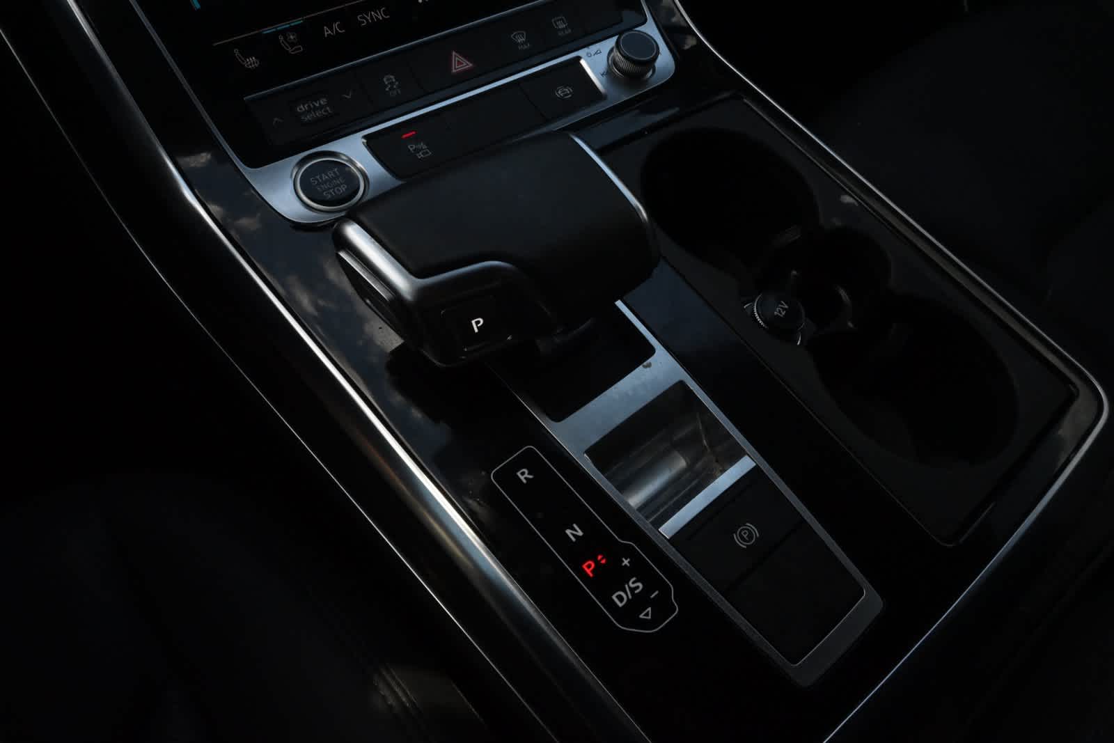 2024 Audi Q7 Premium Plus