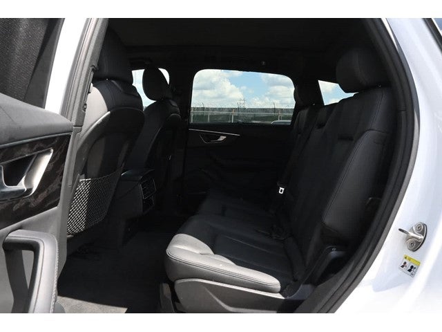 2024 Audi Q7 Premium Plus