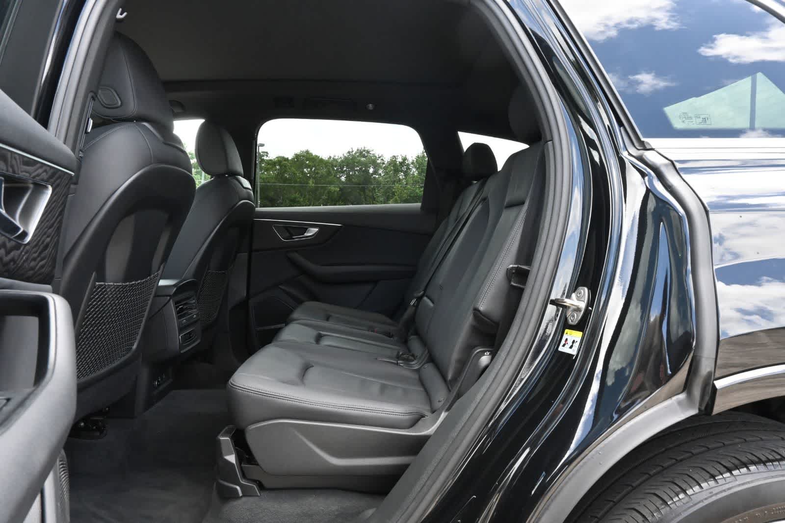 2022 Audi Q7 Premium Plus