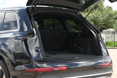 2022 Audi Q7 Premium Plus