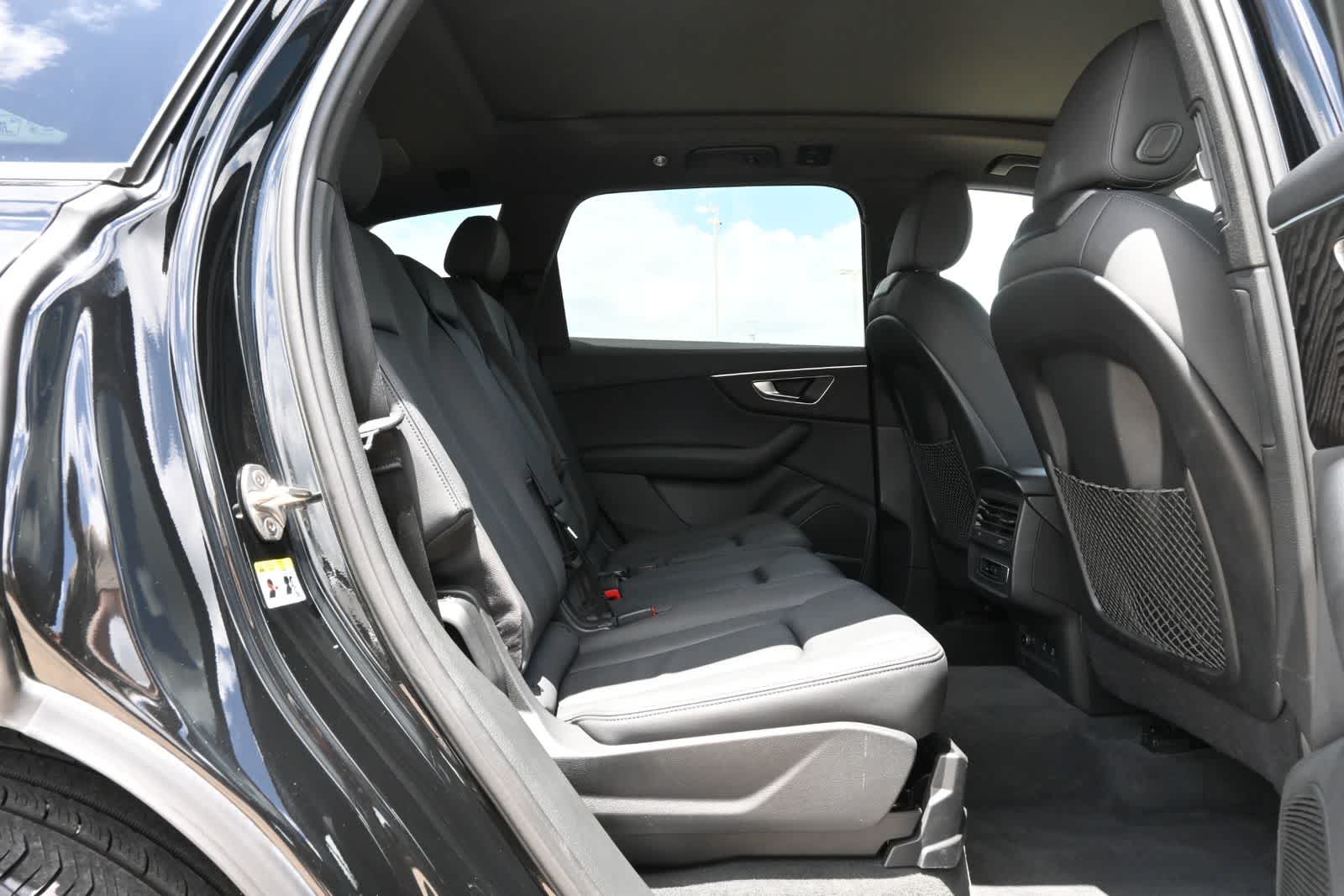 2022 Audi Q7 Premium Plus