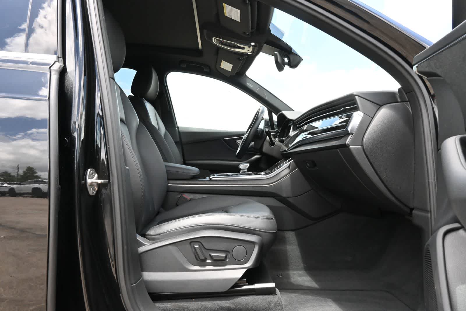 2022 Audi Q7 Premium Plus