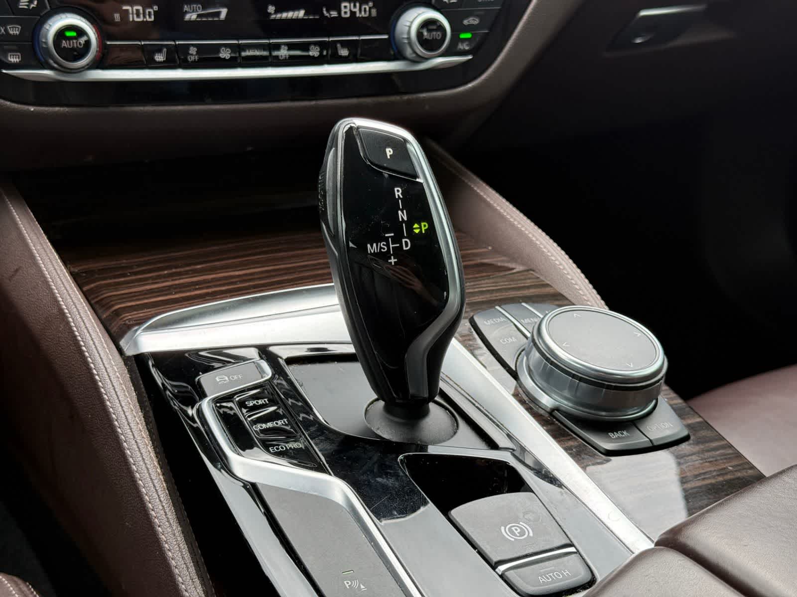 2017 BMW 540i 540i