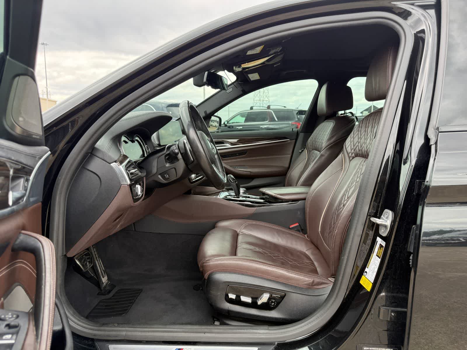 2017 BMW 540i 540i