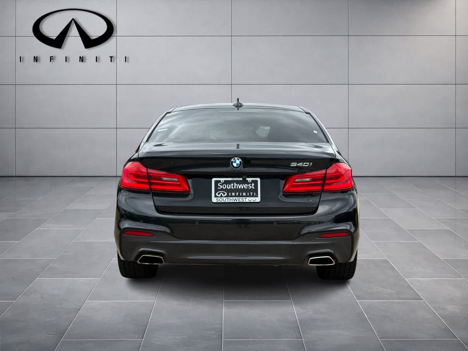 2017 BMW 540i 540i