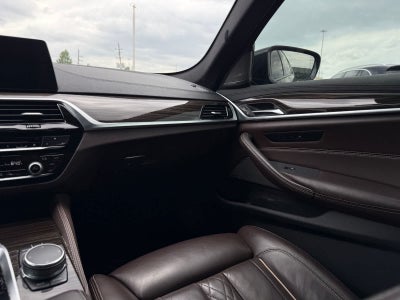 2017 BMW 540i 540i