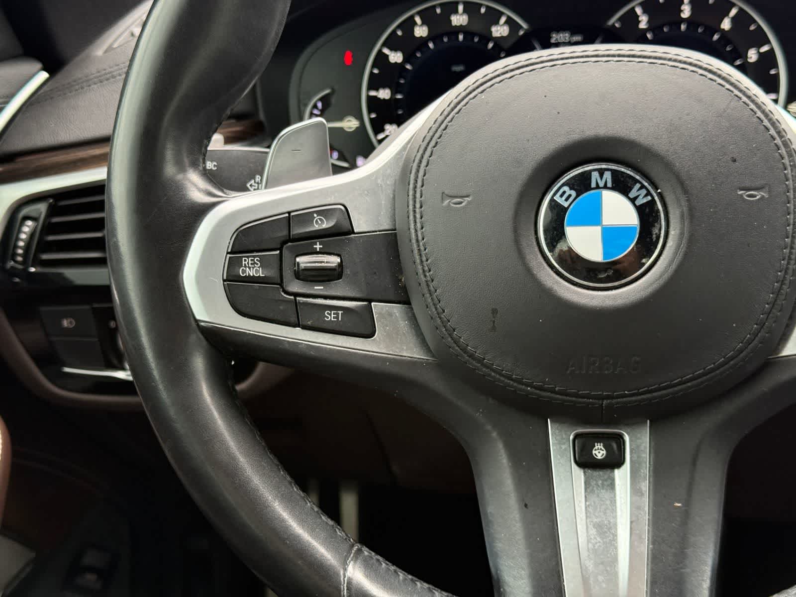 2017 BMW 540i 540i