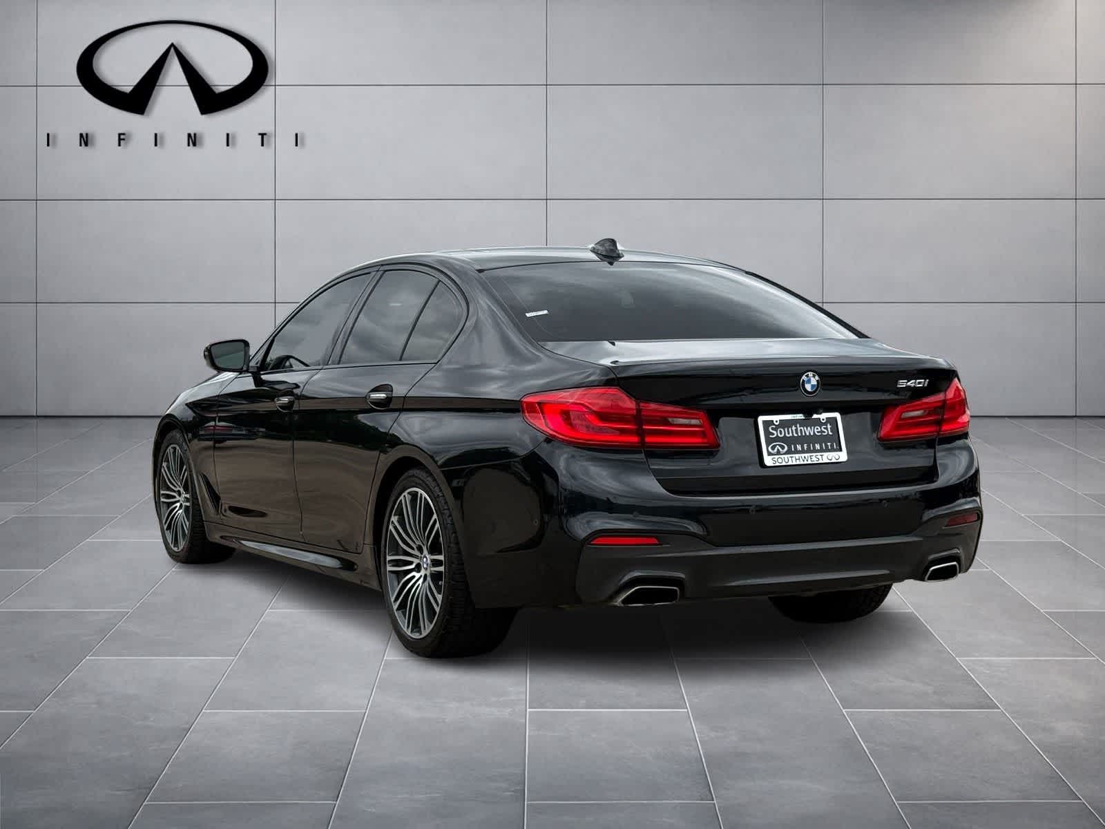 2017 BMW 540i 540i
