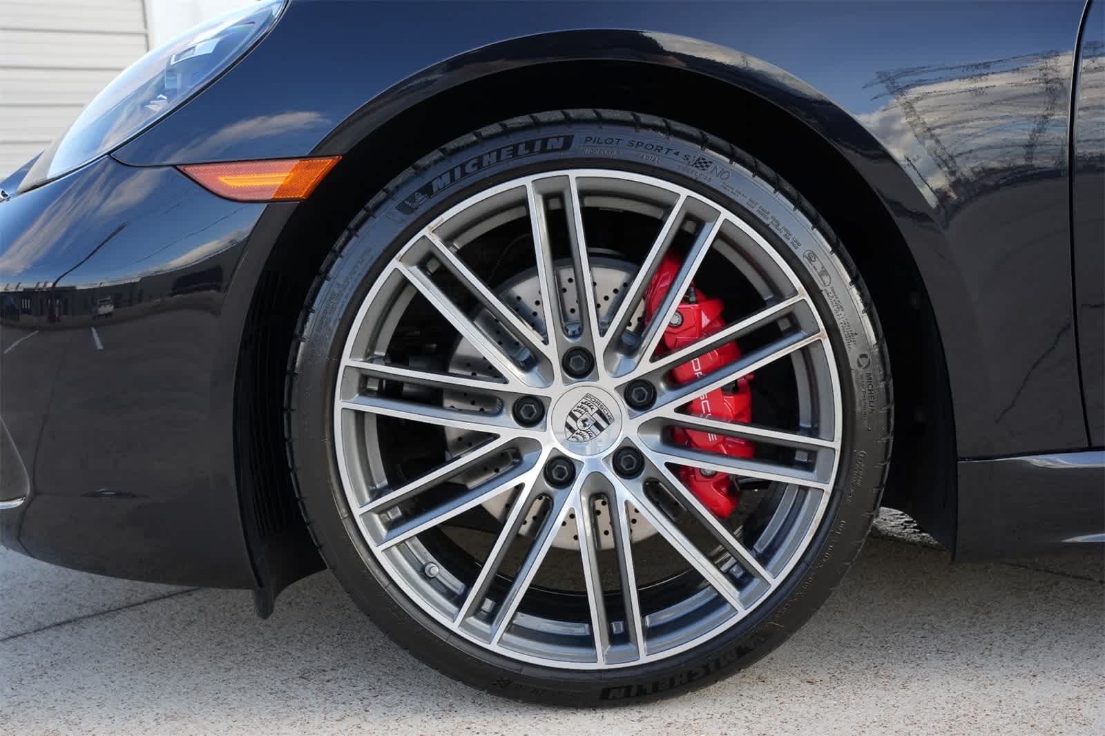 2024 Porsche 718 Cayman S