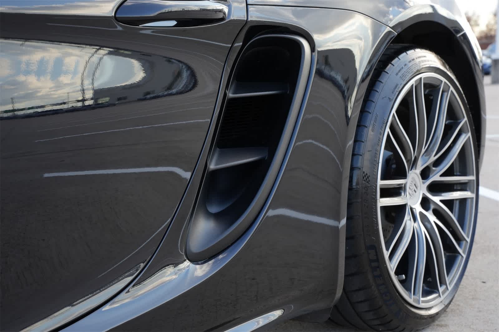 2024 Porsche 718 Cayman S