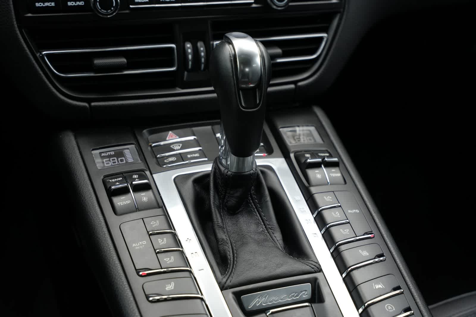 2019 Porsche Macan AWD