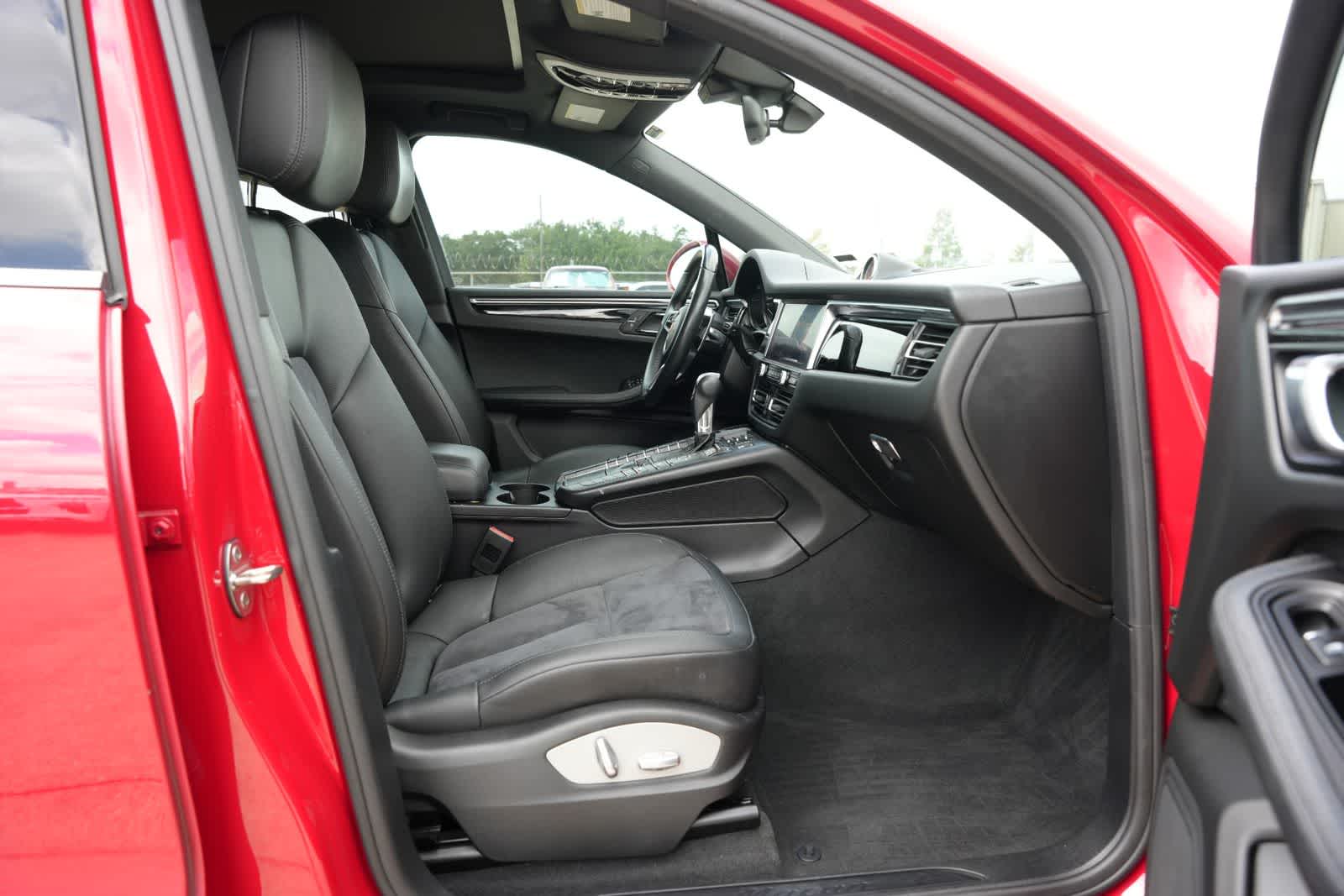 2019 Porsche Macan AWD