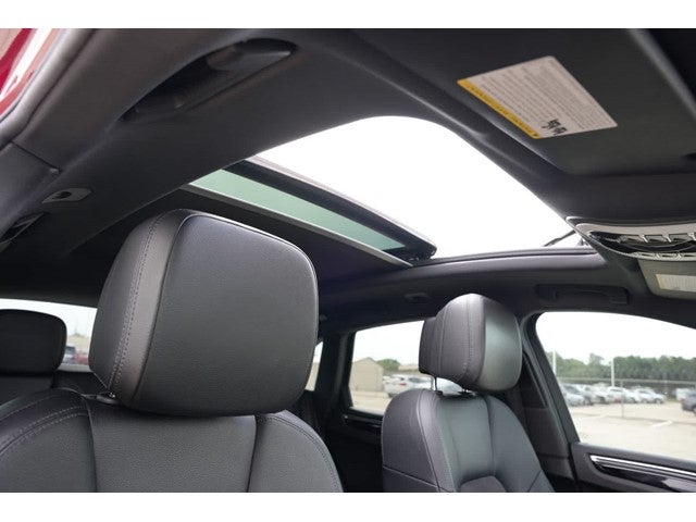 2019 Porsche Macan AWD