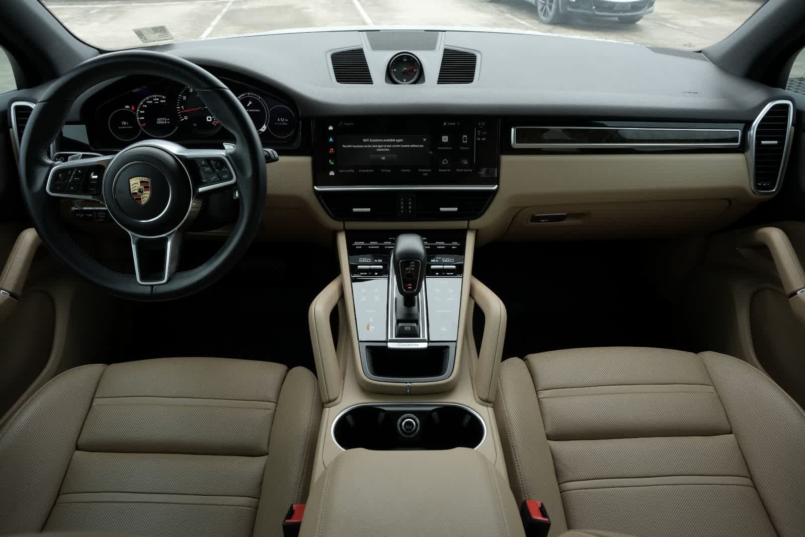 2023 Porsche Cayenne Platinum Edition