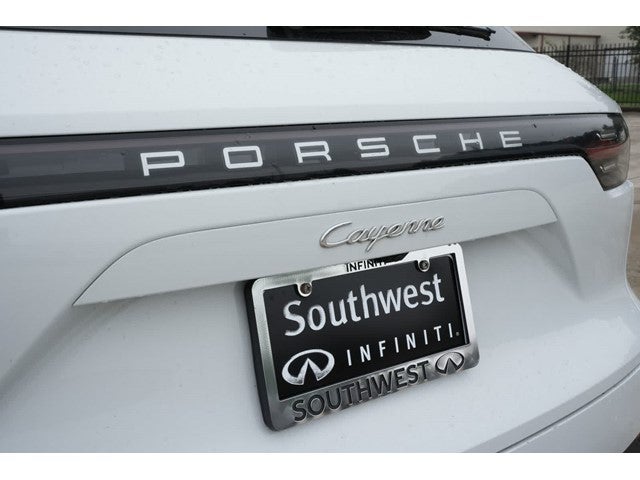 2023 Porsche Cayenne Platinum Edition