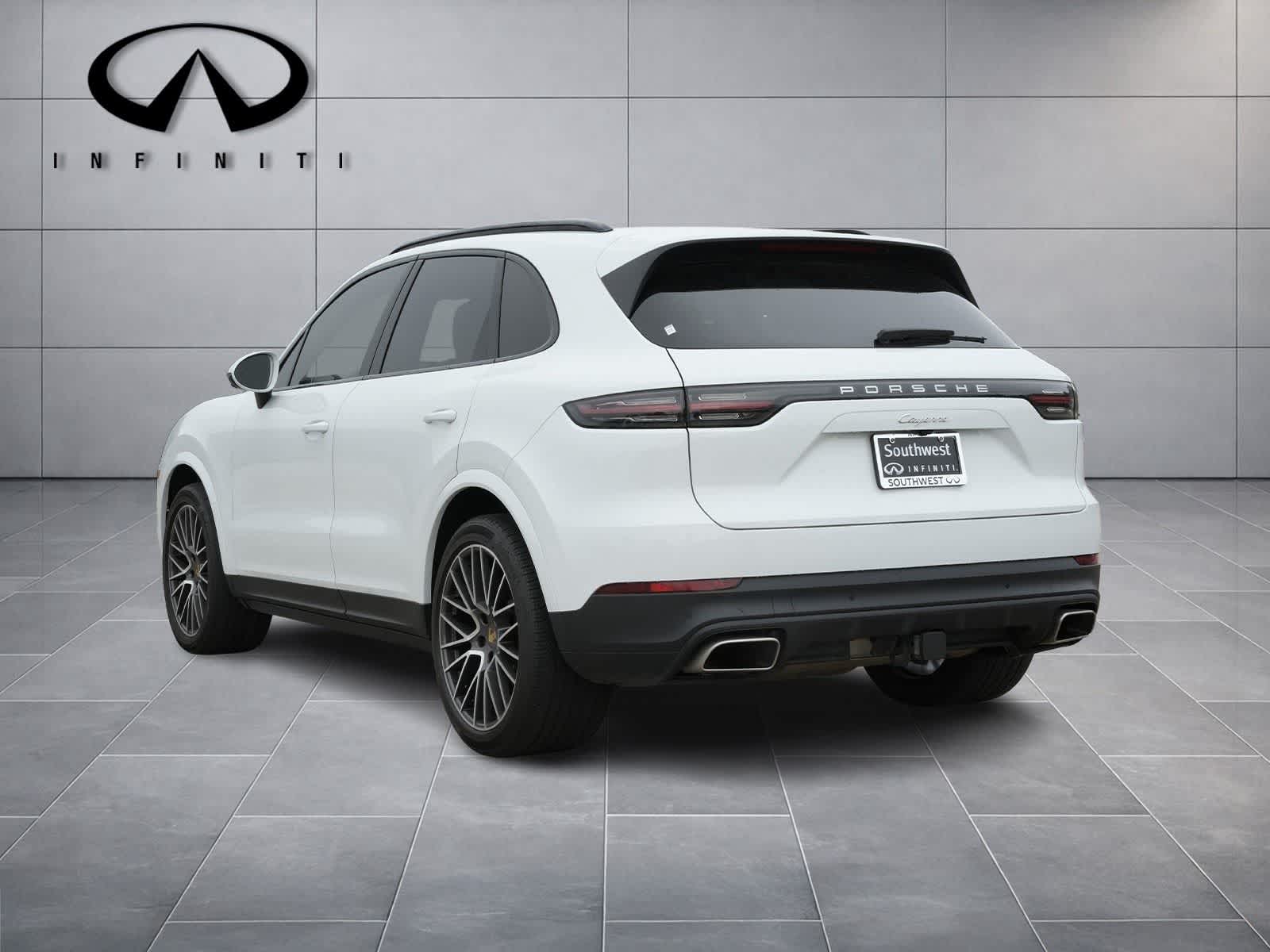 2023 Porsche Cayenne Platinum Edition