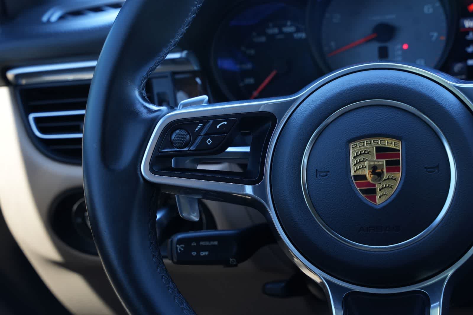 2021 Porsche Macan S