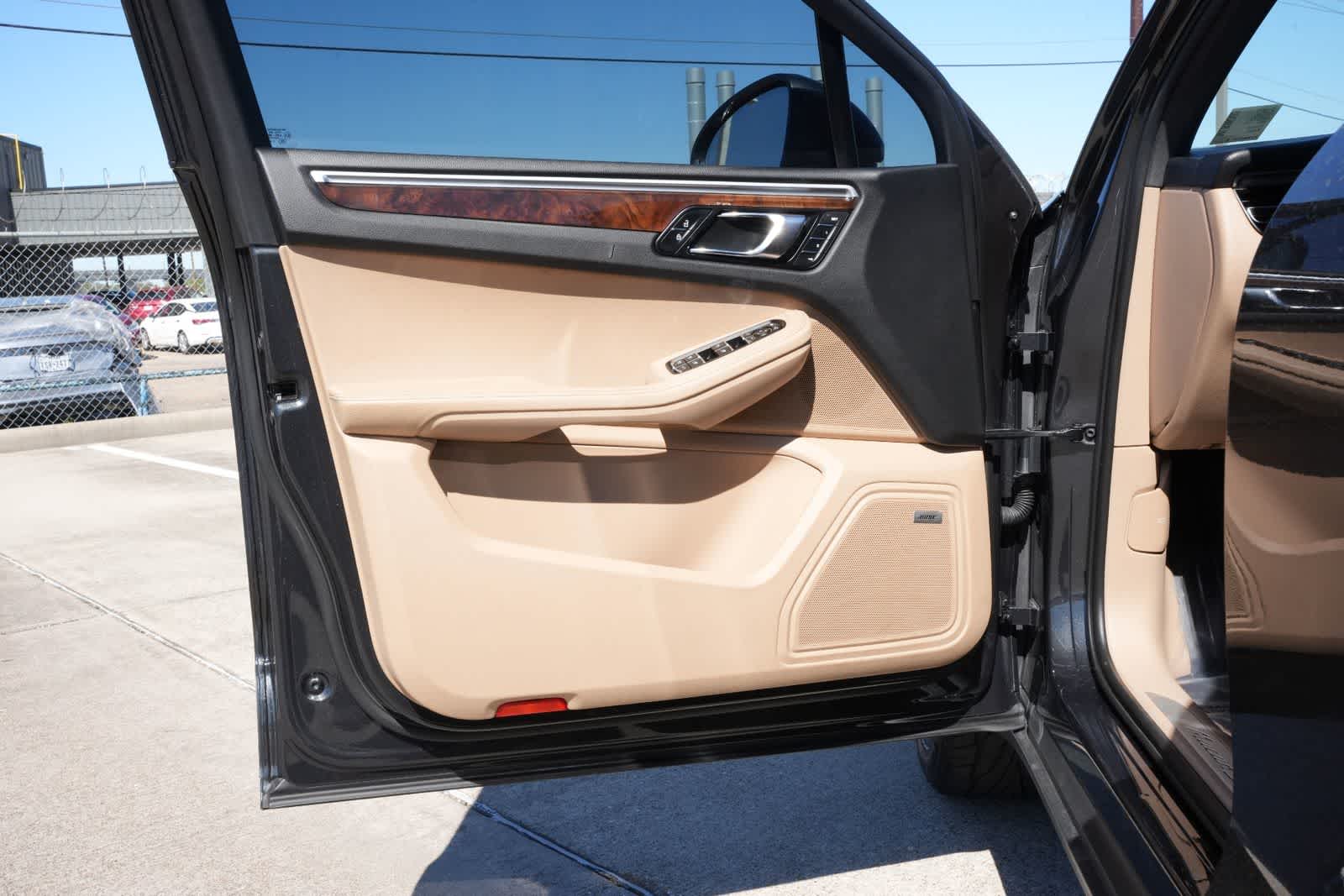 2021 Porsche Macan S