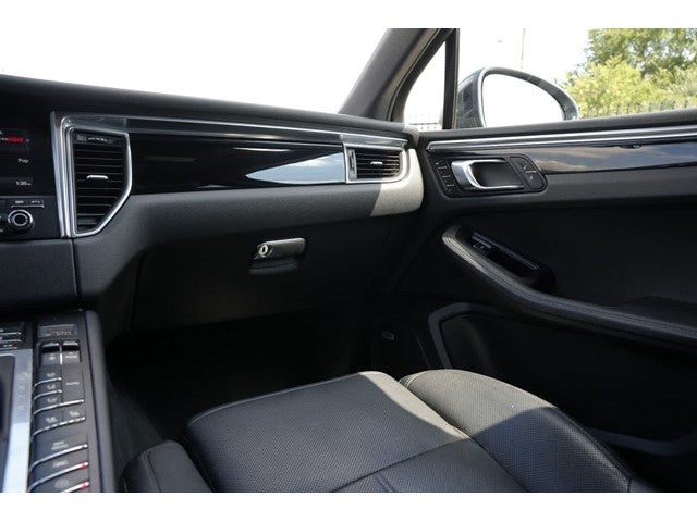 2017 Porsche Macan S