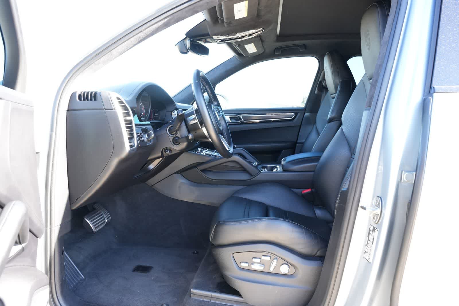 2021 Porsche Cayenne GTS