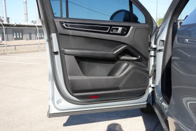 2021 Porsche Cayenne GTS