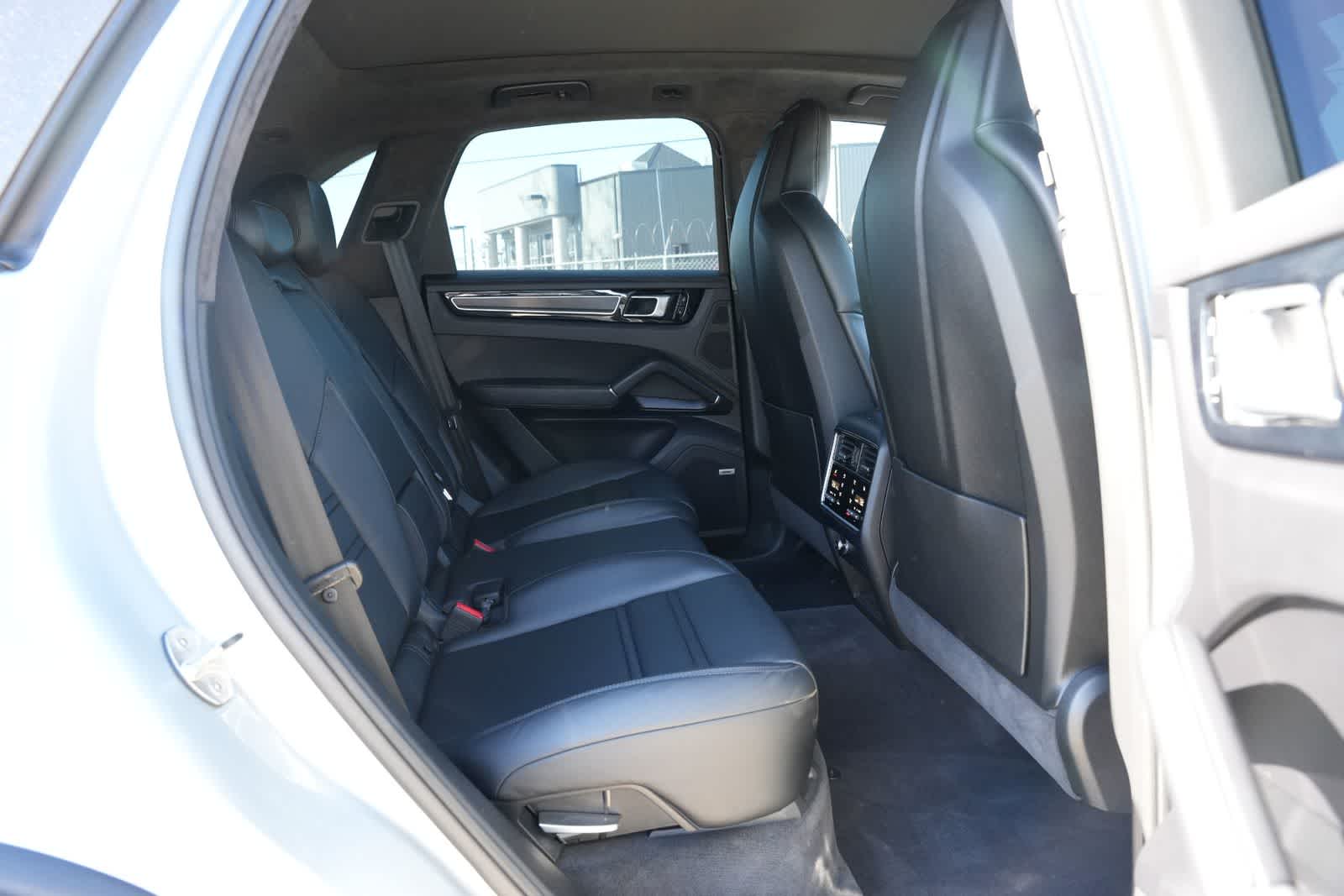 2021 Porsche Cayenne GTS