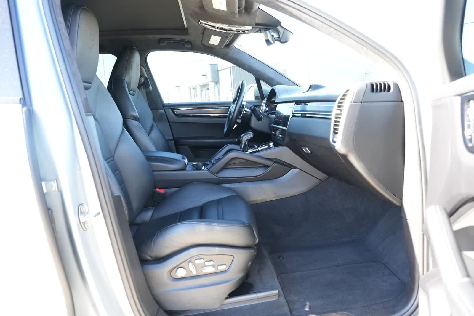 2021 Porsche Cayenne GTS