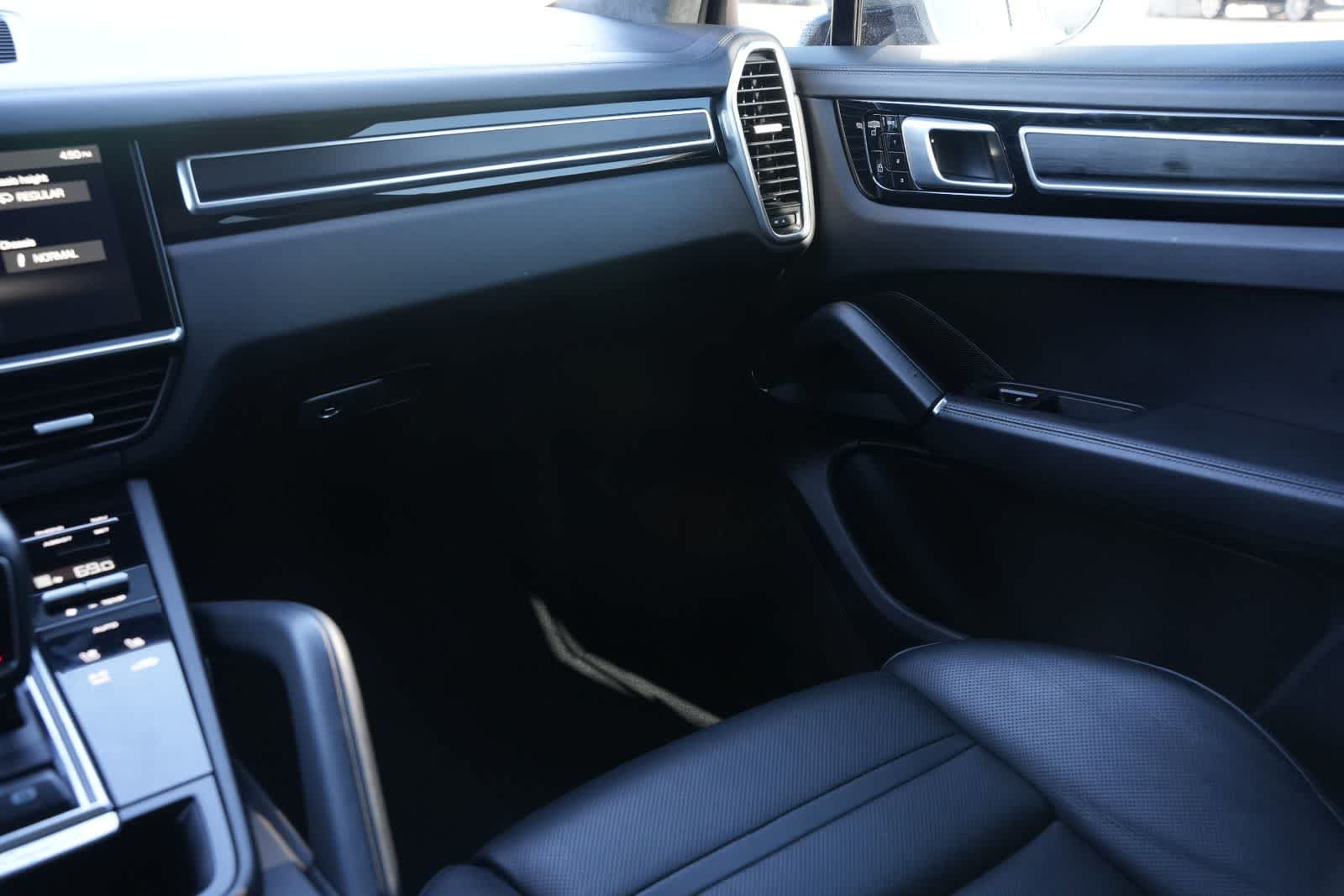 2021 Porsche Cayenne GTS