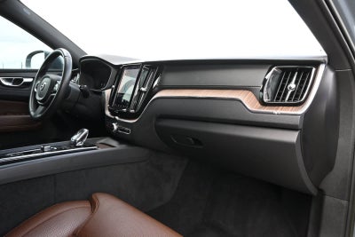 2022 Volvo XC60 Inscription