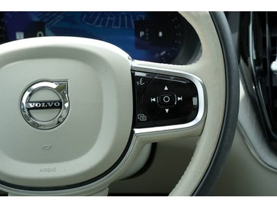 2025 Volvo XC60 Plus