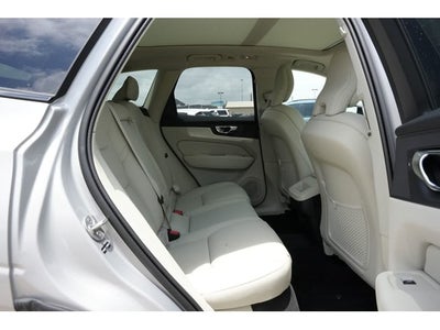 2025 Volvo XC60 Plus