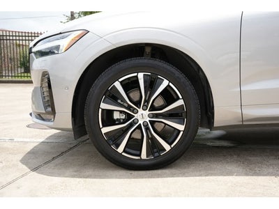 2025 Volvo XC60 Plus
