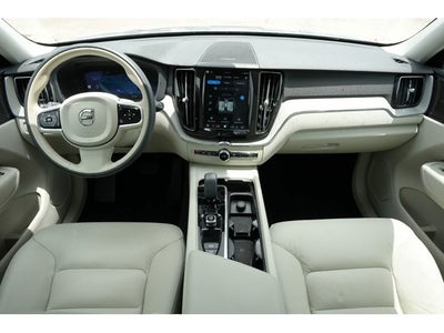 2025 Volvo XC60 Plus