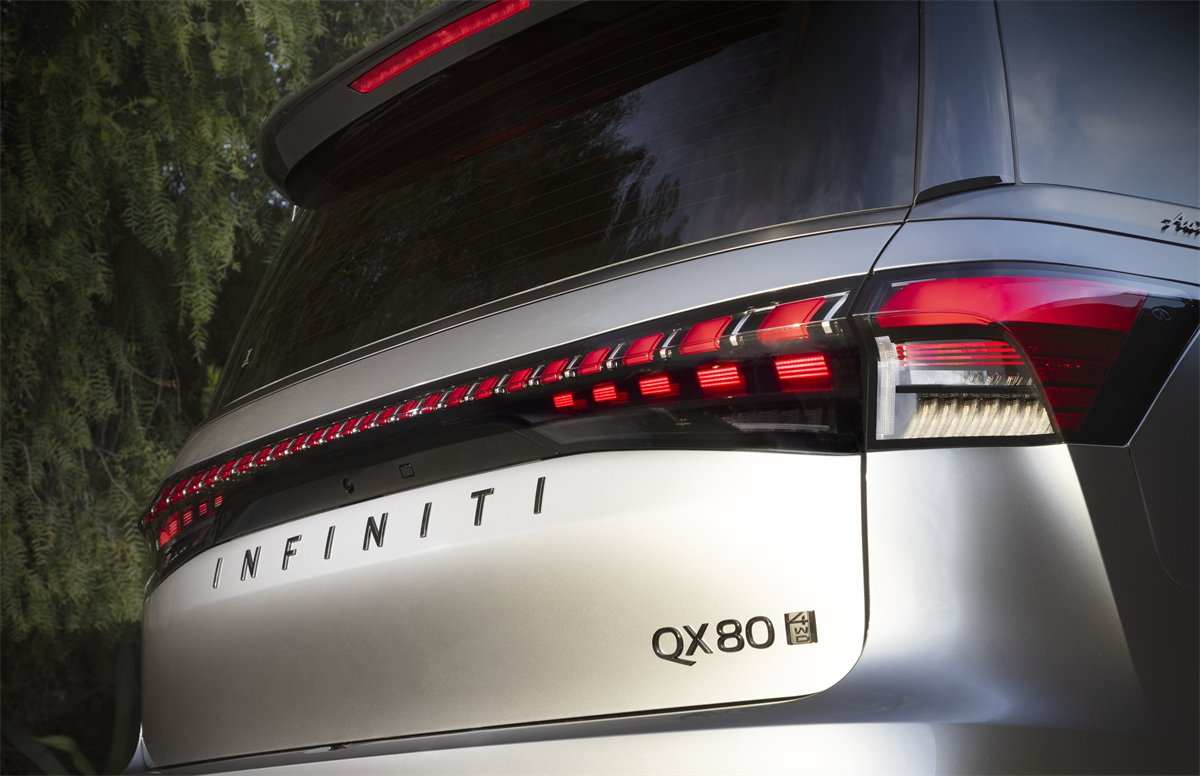 Rear bumper of an INFINITI lease vehicle