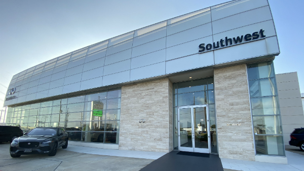 dealership exterior Southwest INFINITI in Houston TX